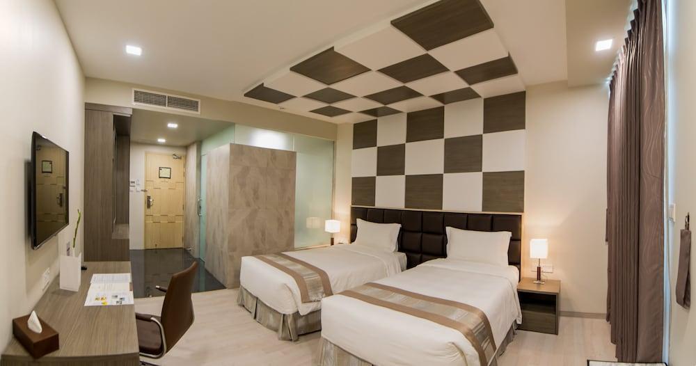 Hotel Parami Γιανγκόν Εξωτερικό φωτογραφία