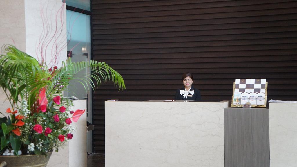 Hotel Parami Γιανγκόν Εξωτερικό φωτογραφία