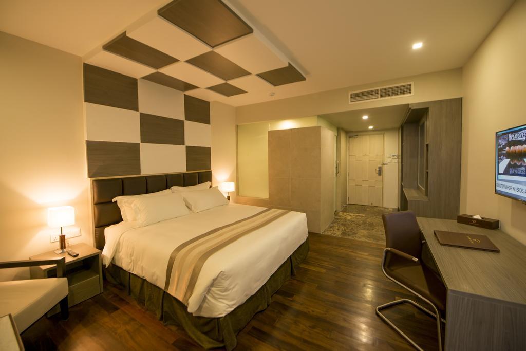 Hotel Parami Γιανγκόν Εξωτερικό φωτογραφία
