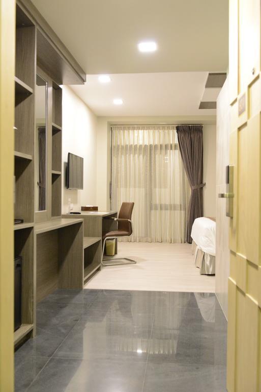 Hotel Parami Γιανγκόν Εξωτερικό φωτογραφία