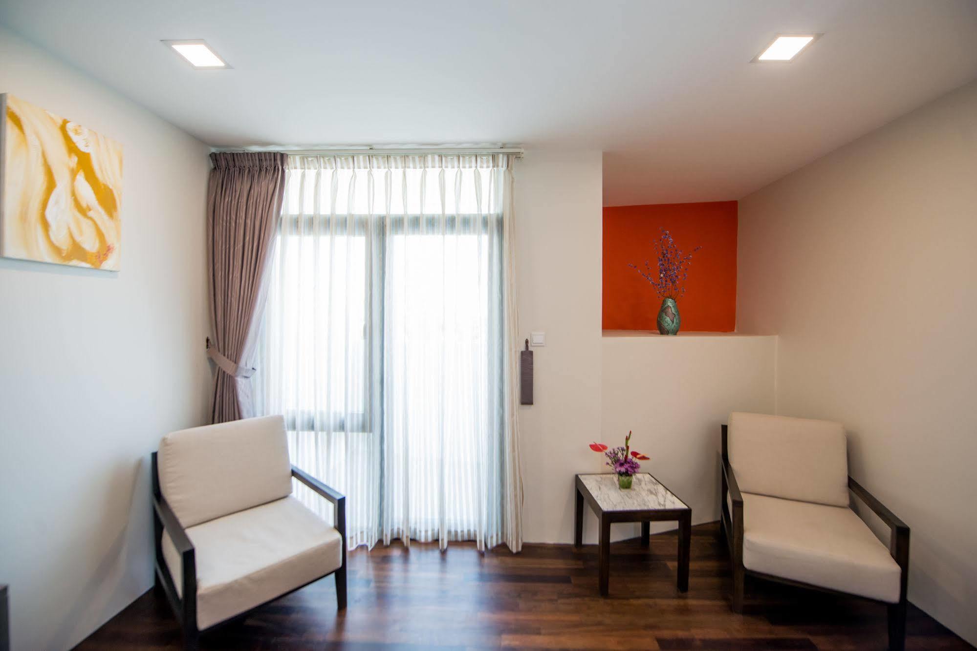 Hotel Parami Γιανγκόν Εξωτερικό φωτογραφία